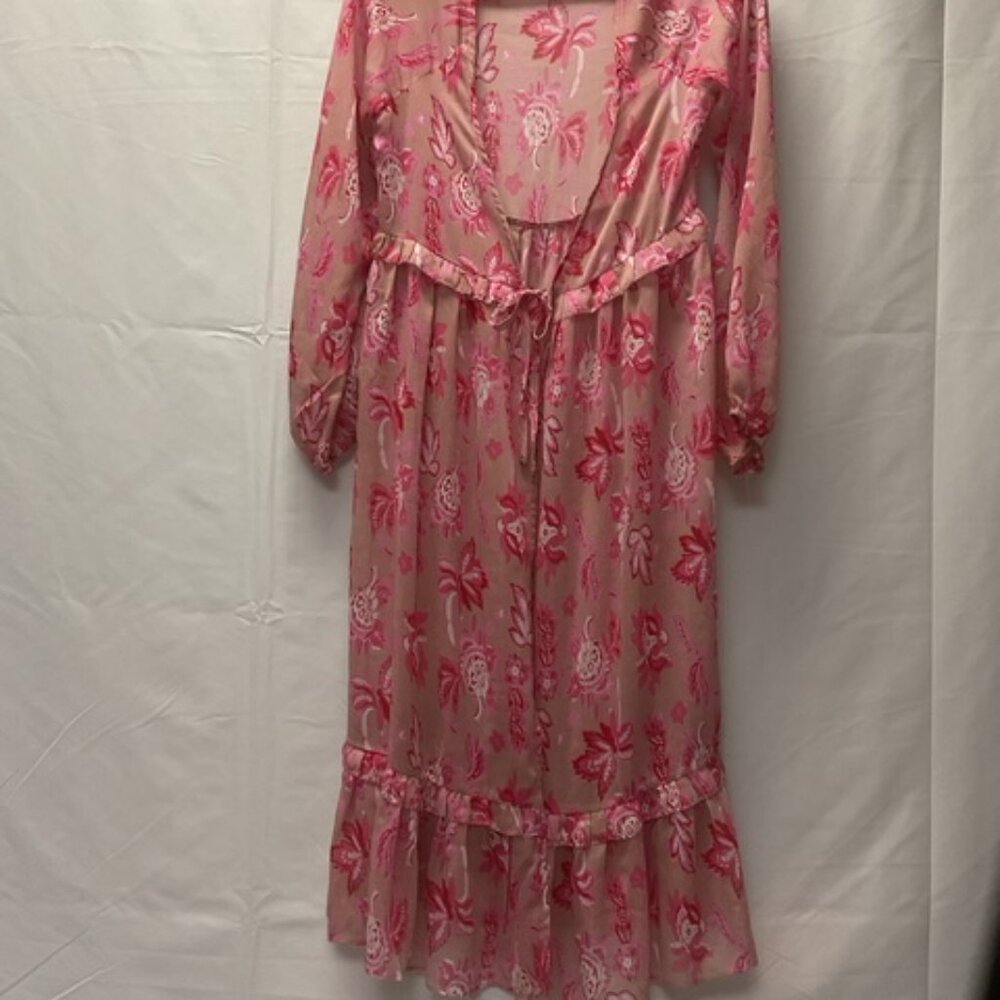 on twelfth Pink Floral Print Multi Use Open Front, Tie String, Cover Up. Size S - Picture 2 of 7